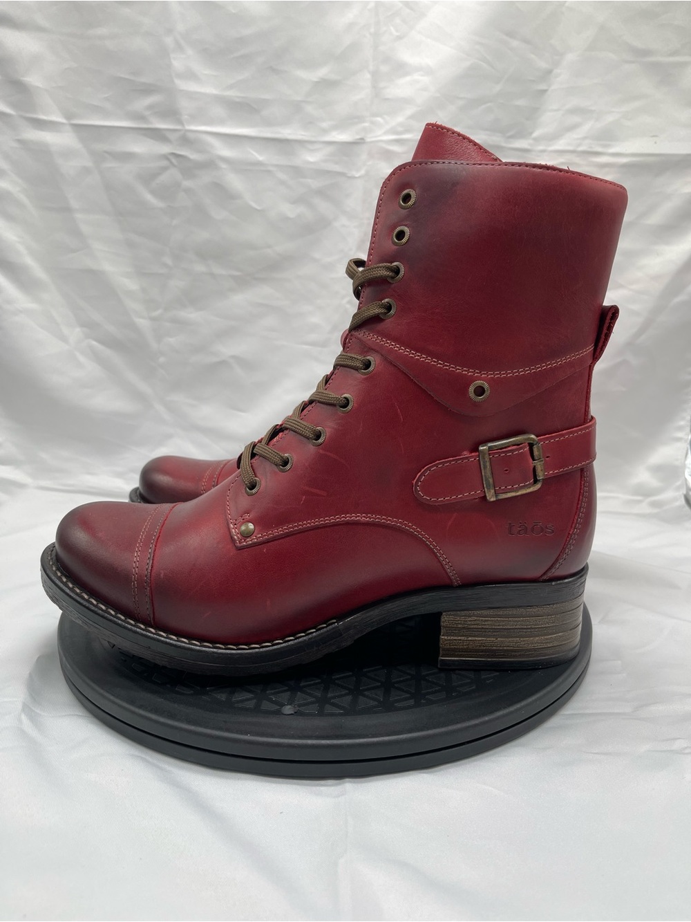 NEW Taos Crave Red Leather Lace Up Combat Boots Women's Size 42